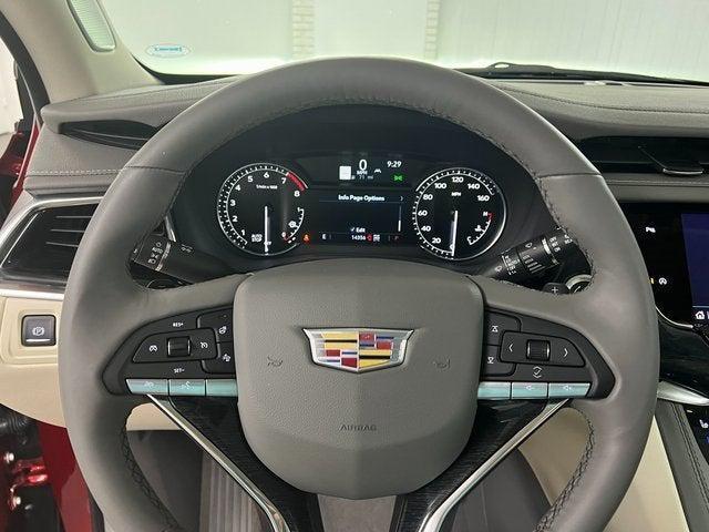 used 2024 Cadillac XT6 car, priced at $50,875