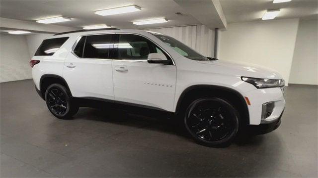 used 2023 Chevrolet Traverse car, priced at $32,318