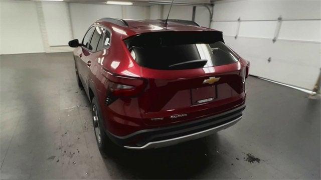new 2025 Chevrolet Trax car, priced at $23,911