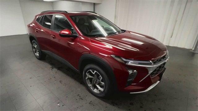 new 2025 Chevrolet Trax car, priced at $23,911
