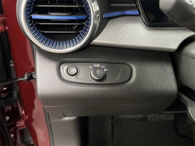 new 2025 Chevrolet Trax car, priced at $23,911