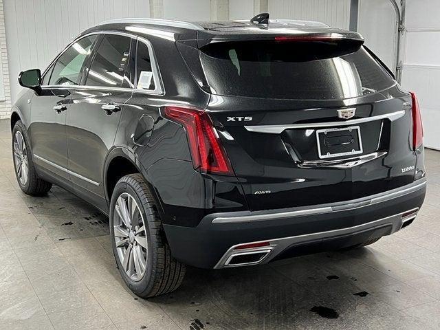 new 2025 Cadillac XT5 car, priced at $60,574