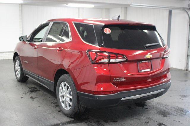 new 2024 Chevrolet Equinox car, priced at $32,184