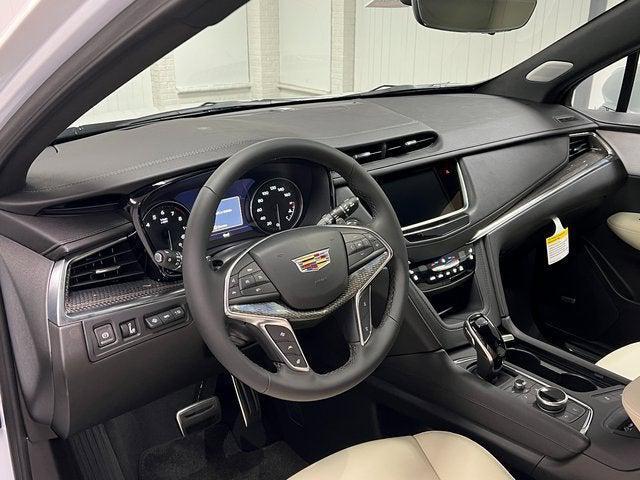 new 2025 Cadillac XT5 car, priced at $64,634