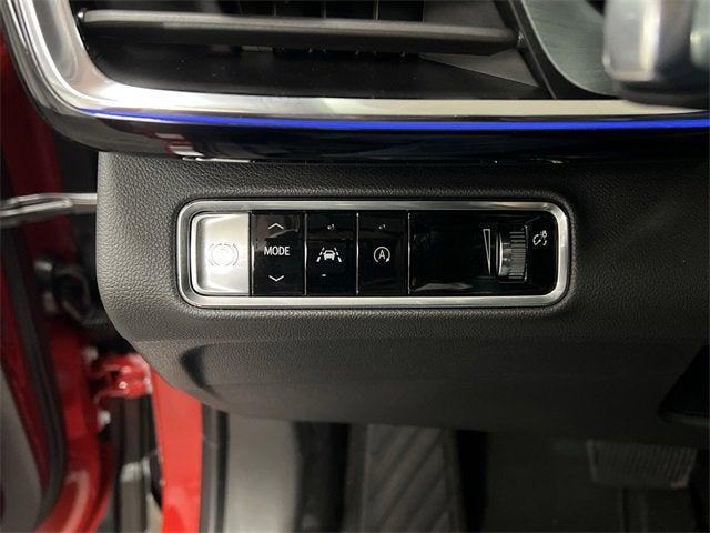 new 2025 Buick Envision car, priced at $33,406