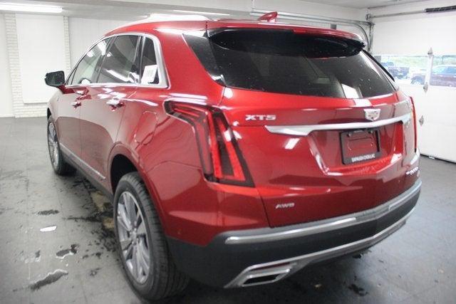 new 2024 Cadillac XT5 car, priced at $55,118