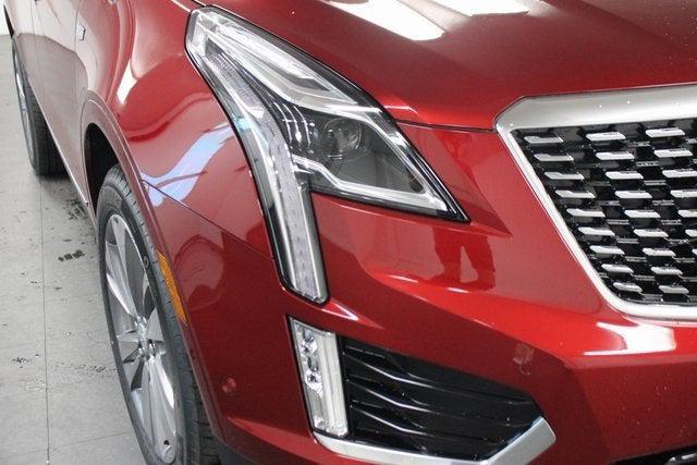 new 2024 Cadillac XT5 car, priced at $55,118