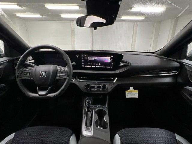 new 2025 Buick Envista car, priced at $25,892