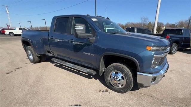 new 2025 Chevrolet Silverado 3500 car, priced at $73,244