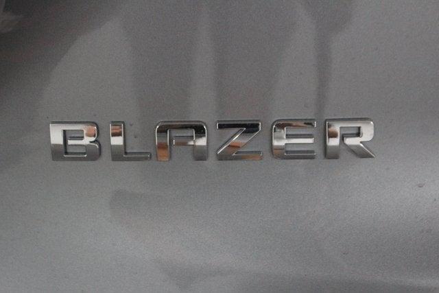 new 2025 Chevrolet Blazer car, priced at $38,059