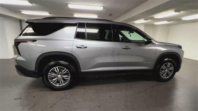used 2025 Chevrolet Traverse car, priced at $37,217