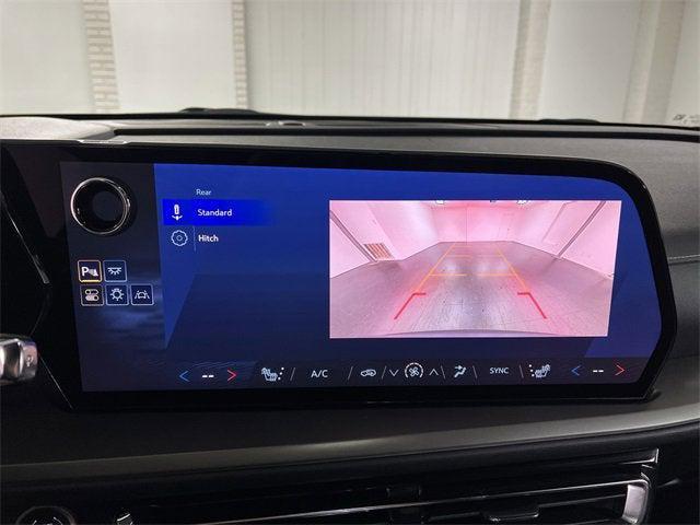 used 2025 Chevrolet Traverse car, priced at $37,217