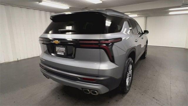 used 2025 Chevrolet Traverse car, priced at $37,217
