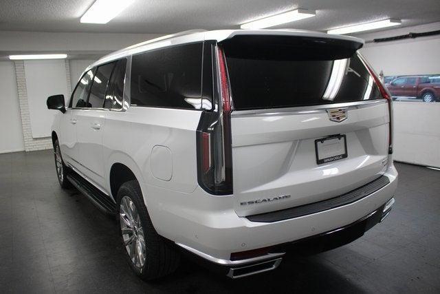 new 2024 Cadillac Escalade ESV car, priced at $93,107