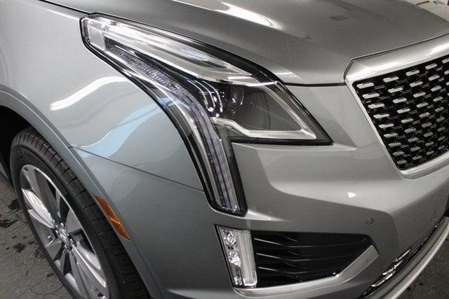 new 2025 Cadillac XT5 car, priced at $54,784