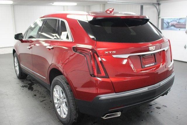 new 2024 Cadillac XT5 car, priced at $42,867