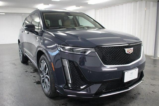 new 2025 Cadillac XT6 car, priced at $70,014