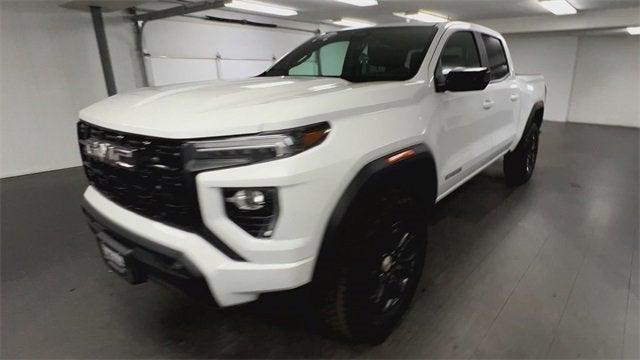 used 2024 GMC Canyon car, priced at $37,328