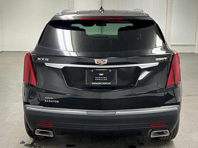 new 2025 Cadillac XT5 car, priced at $48,354