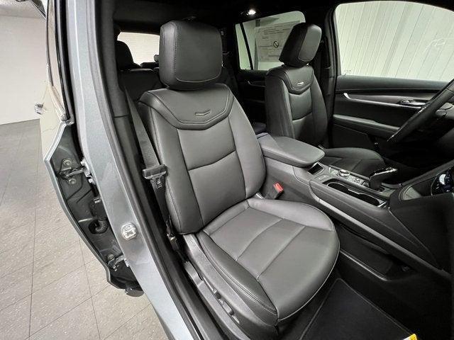 new 2025 Cadillac XT6 car, priced at $49,588
