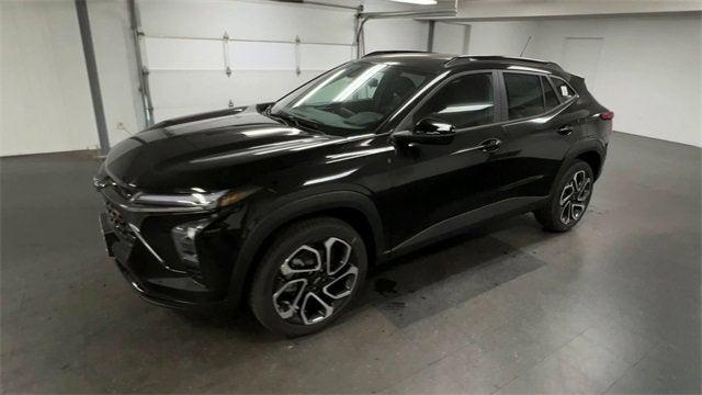 new 2025 Chevrolet Trax car, priced at $26,939