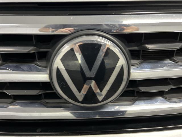 used 2020 Volkswagen Atlas Cross Sport car, priced at $23,325