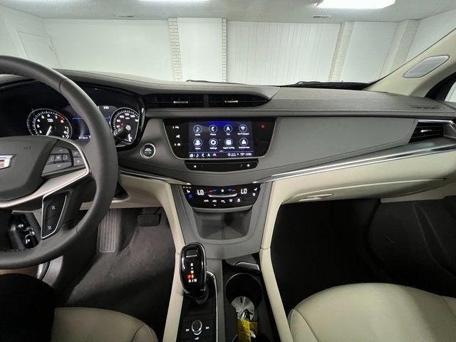 used 2025 Cadillac XT5 car, priced at $55,306