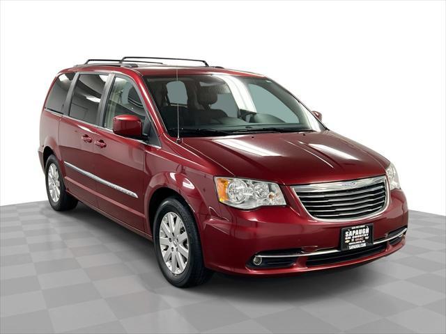 used 2014 Chrysler Town & Country car