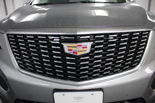 new 2025 Cadillac XT5 car, priced at $46,039