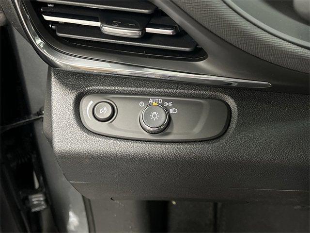 new 2025 Buick Envista car, priced at $25,892
