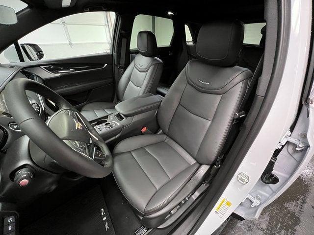 new 2025 Cadillac XT5 car, priced at $58,863