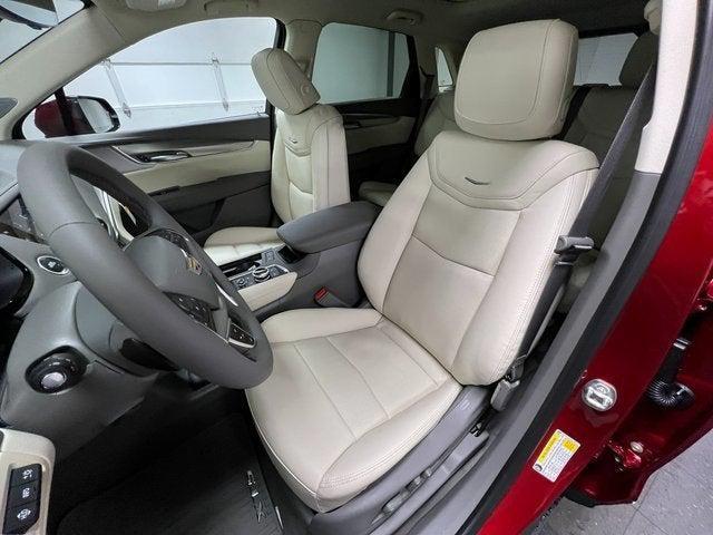 new 2025 Cadillac XT5 car, priced at $61,912