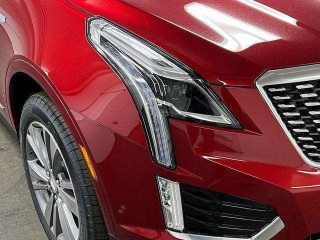 new 2025 Cadillac XT5 car, priced at $58,039