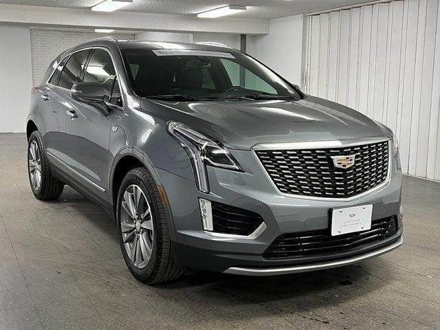 used 2022 Cadillac XT5 car, priced at $37,336