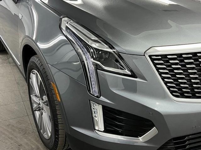 used 2022 Cadillac XT5 car, priced at $37,336