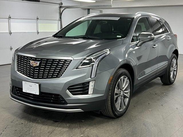 used 2022 Cadillac XT5 car, priced at $37,336