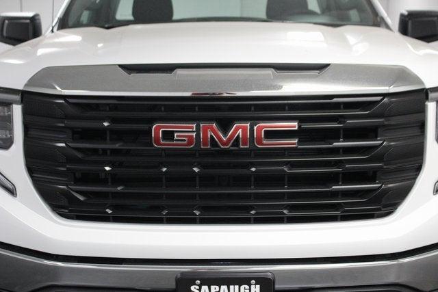 new 2025 GMC Sierra 1500 car, priced at $40,382