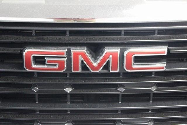 new 2025 GMC Sierra 1500 car, priced at $40,382