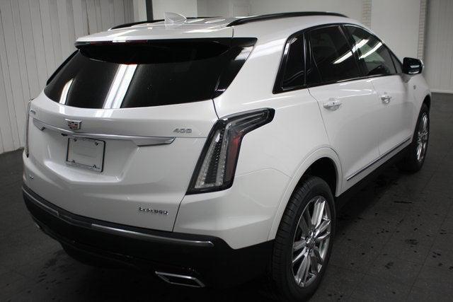 new 2025 Cadillac XT5 car, priced at $61,184