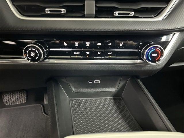 used 2025 Chevrolet Equinox car, priced at $30,346