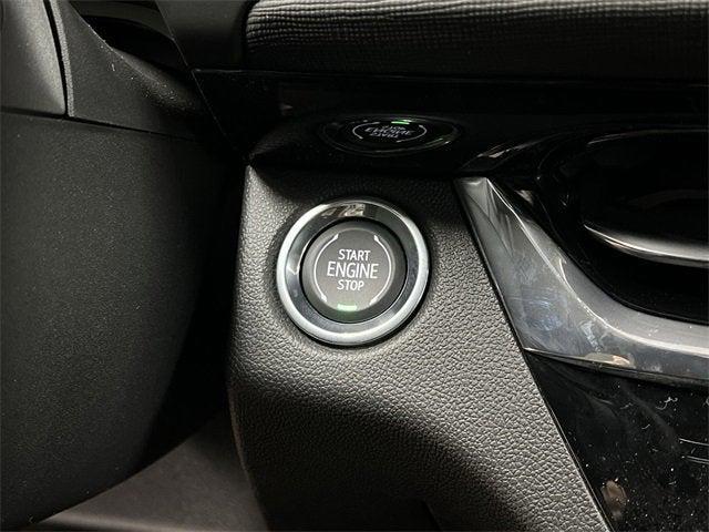 new 2025 Buick Envista car, priced at $28,019