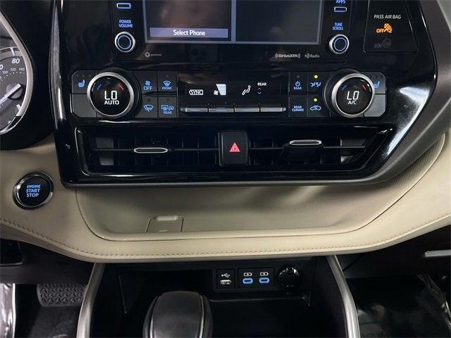 used 2022 Toyota Highlander car, priced at $39,347