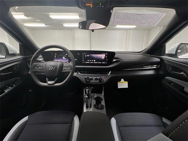 new 2025 Buick Envista car, priced at $24,720