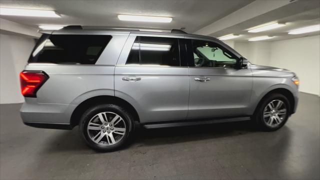 used 2024 Ford Expedition car, priced at $64,778