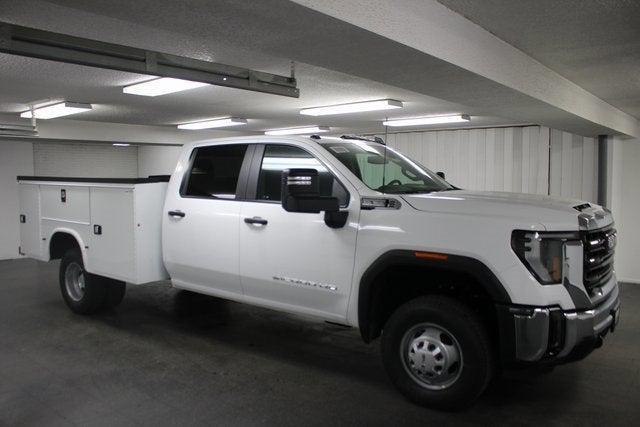 new 2025 GMC Sierra 3500 car, priced at $77,630