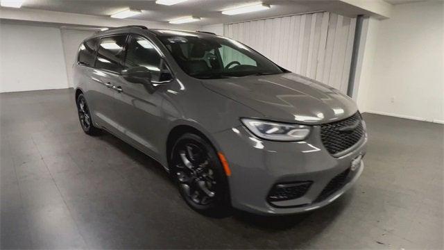 used 2022 Chrysler Pacifica car, priced at $23,328