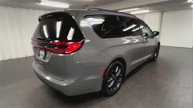 used 2022 Chrysler Pacifica car, priced at $23,328
