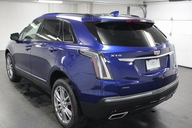 new 2025 Cadillac XT5 car, priced at $62,139