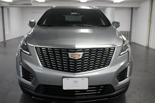 new 2025 Cadillac XT5 car, priced at $46,224