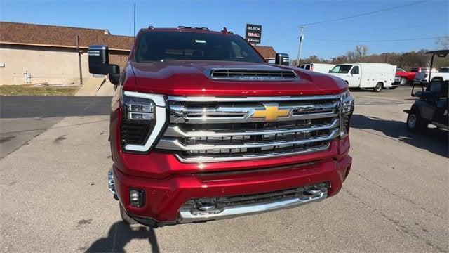 new 2025 Chevrolet Silverado 3500 car, priced at $85,226